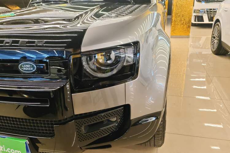 Used Land Rover Defender 2024 110 3.0T P400 X-DYNAMIC HSE Left Front Headlight