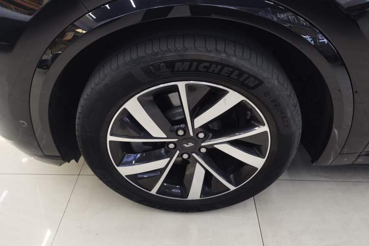 Used Li Auto L8 2023 Pro Model Left Front Wheel Hub