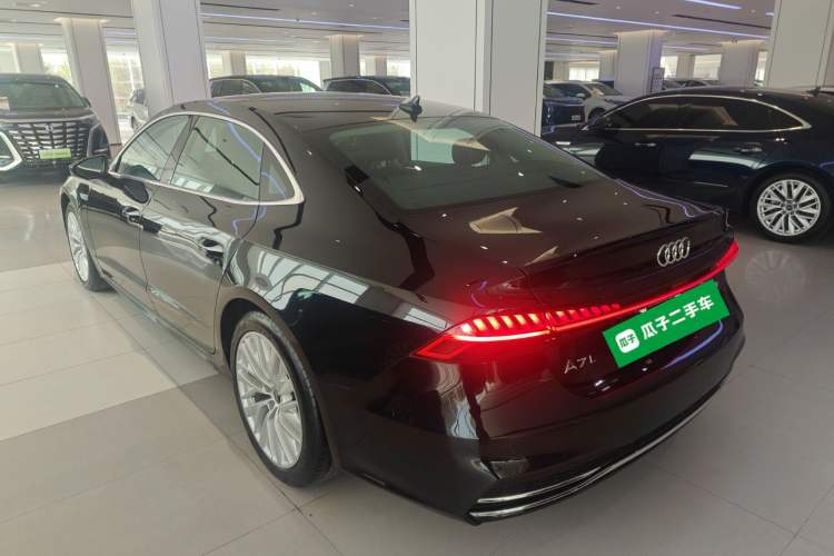 Used Audi A7L 2024 45TFSI S-line Dream-Building Edition Flow Crystal Package