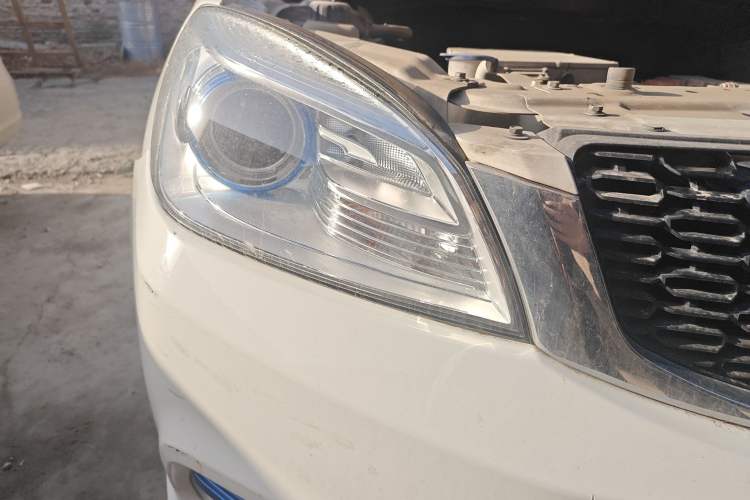 Used Great Wall C30 New Energy 2018 EV Upgraded Enjoyment Model Right Front Headlight