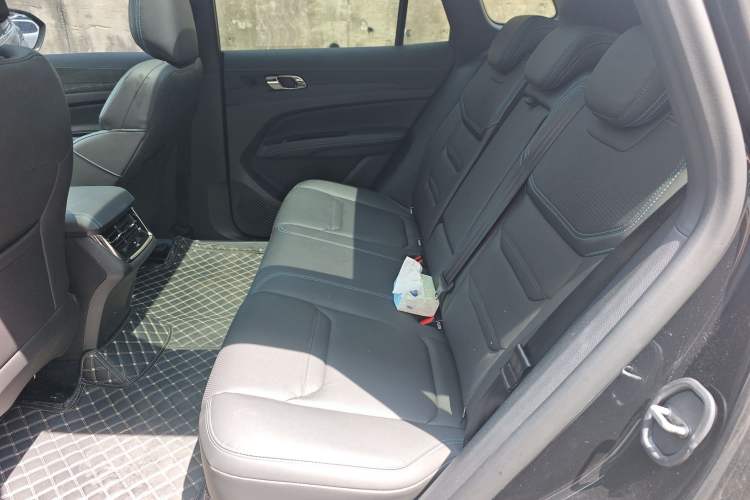 Used Ford Equator Sport  Left Rear Seat