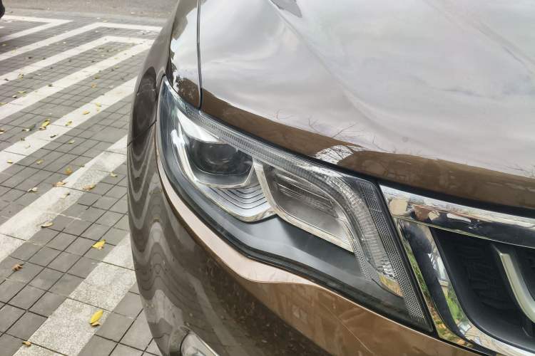 Used Geely Auto Emgrand X7 Sport 2016 1.8TD Automatic ZhiZun Version
