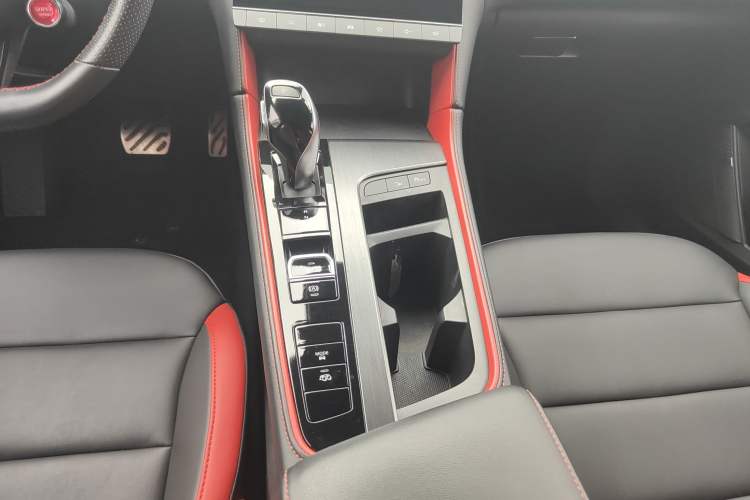 Used MG 6 2020 1.5T Automatic Trophy Flagship Edition Gear Lever