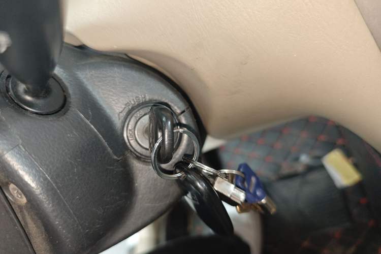 Used Toyota Corolla EX 2013 1.6L Automatic Luxury Edition