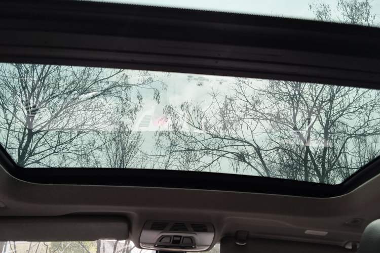 Used BMW X1 2019 sDrive18Li Premium Edition Headliner