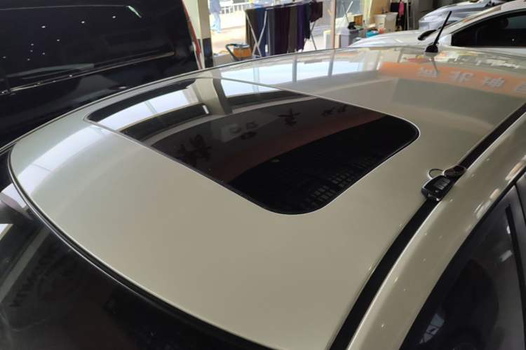 Used Nissan Tiida 2016 1.6L CVT Cool Dynamic Edition