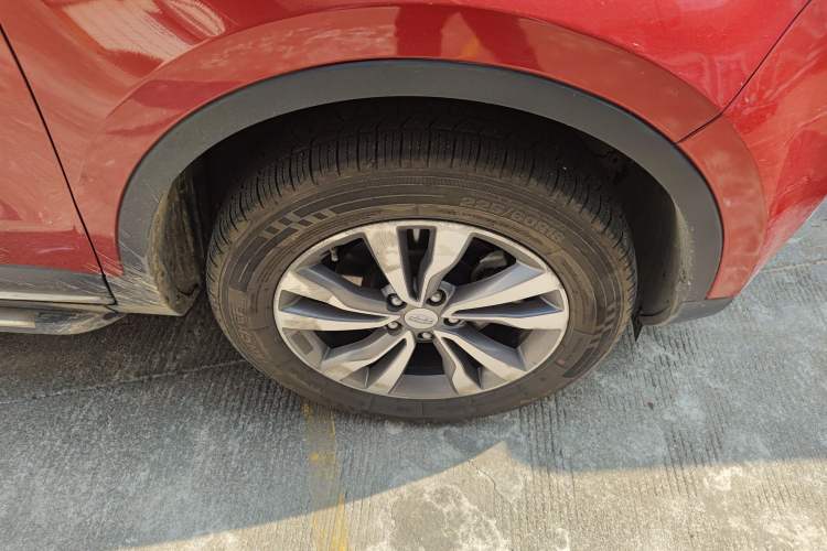 Used Geely Auto Emgrand X7 Sport 2016 1.8TD Automatic ZhiShang Model Right Front Wheel Hub