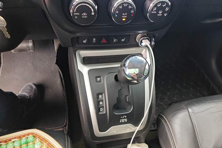 Used Jeep Compass 2014 Revised Version 2.0L Two-Wheel Drive Elite Edition
