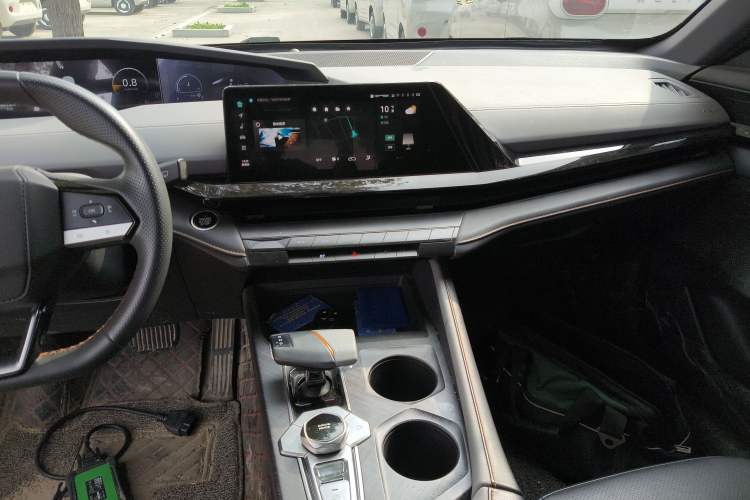 Used Changan UNI-V 2022 1.5T Excellence Model
