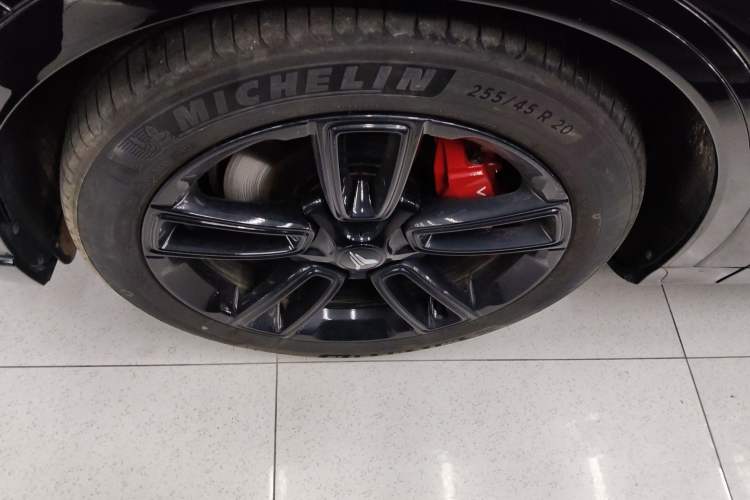 Used VOYAH FREE 2025 318 318 km Rear-Drive Touring Edition Left Front Wheel Hub