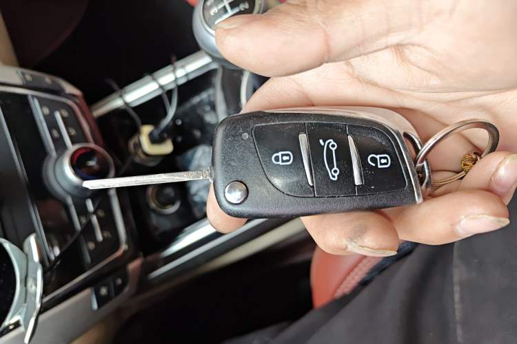 Used Zotye Domy X5 2017 Value Edition 1.6L Manual Fashion Model
