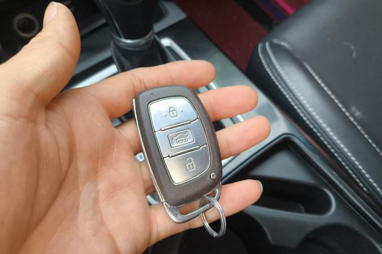 Used Hyundai Mistra 2017 1.6T Automatic Smart GLS China V Standard Interior 1