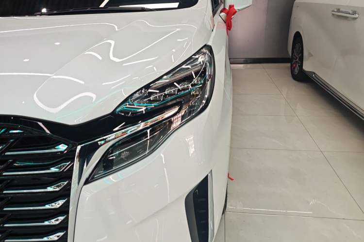 Used Buick GL8 2023 ES Lu Zun Deluxe Model