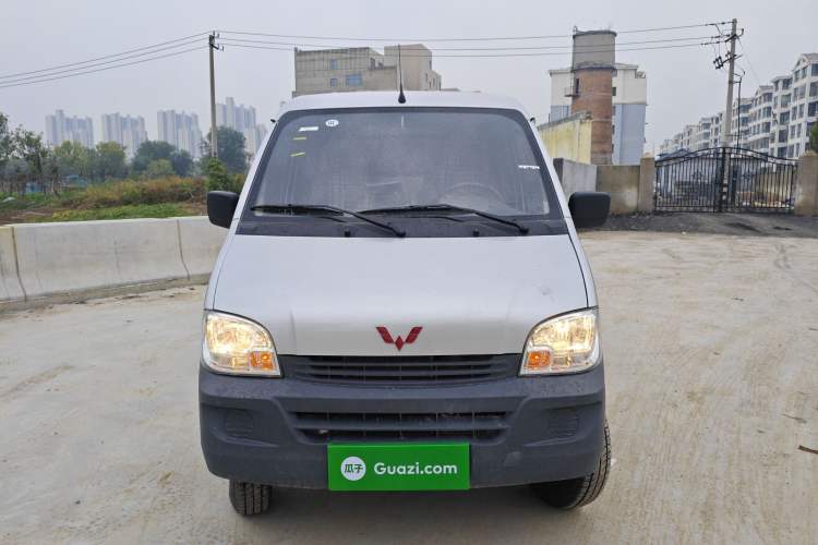 Used Wuling Zhiguang 2023 1.5L Utility Version with Enclosed Windows 2 Seats
