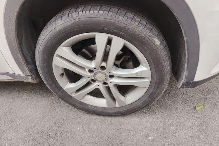 Used Mercedes-Benz GLA 2016 GLA 200 Sport Edition Right Front Wheel Hub