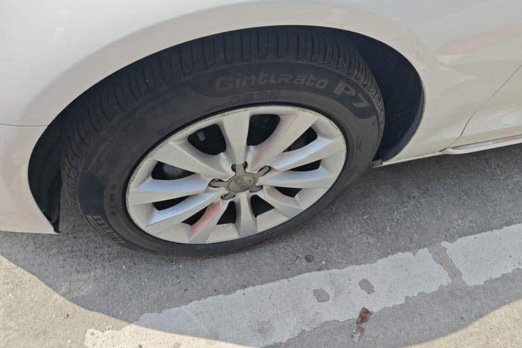 Used Audi A6L 2015 30 FSI Millionth Anniversary Comfort Model Left Front Wheel Hub