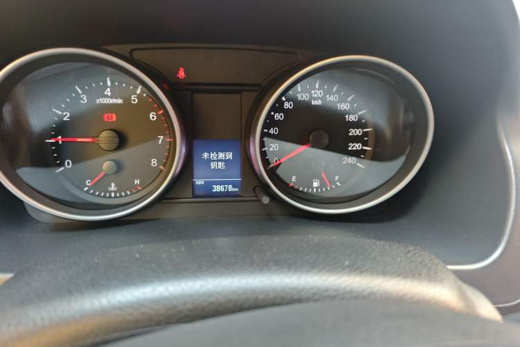 Used Haval H6 2013 Upgraded Model 1.5T Manual Two-Wheel Drive Elite Version
