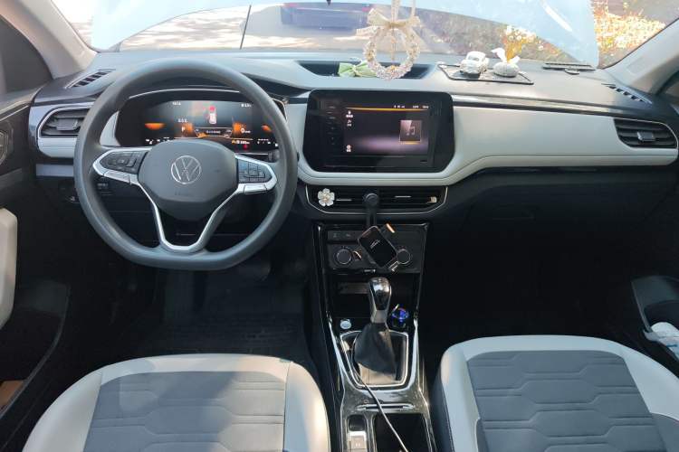 Used Volkswagen Tharu 2025 New Sharp 1.5L Ambitious Edition
