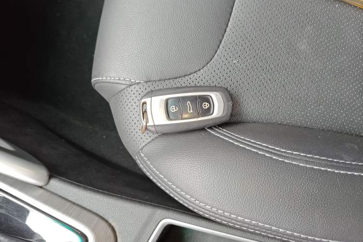 Used Geely Auto Vision X3 2017 1.5L Automatic Luxury Model