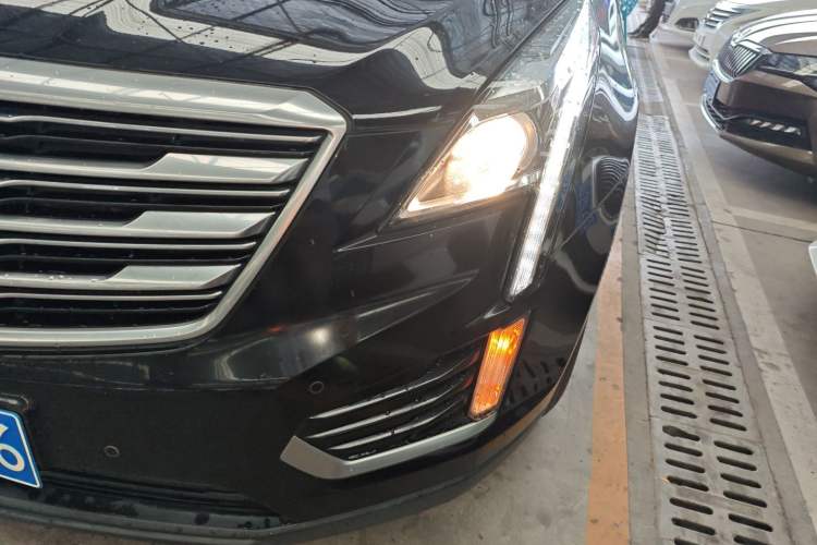 Used Cadillac XT5 2018 25T Luxury Model