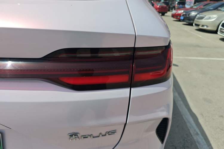 Used BYD Song PLUS New Energy 2023 Champion Edition EV 520KM Prestige Model Exterior 3