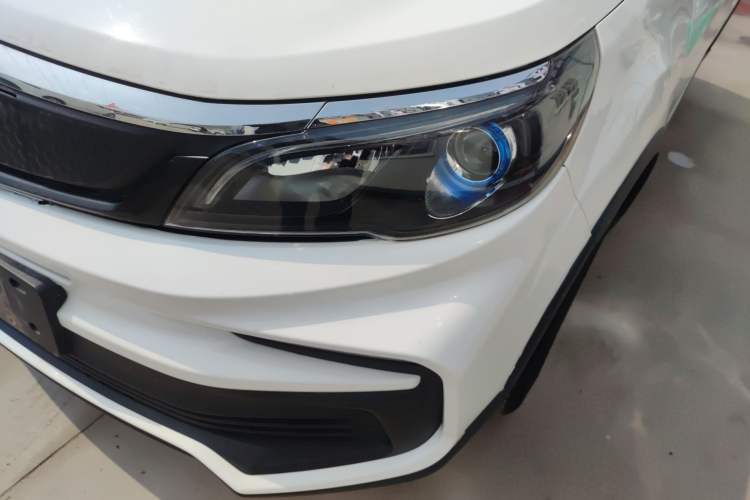 Used Livan Maple 30X 2020 Style Edition
