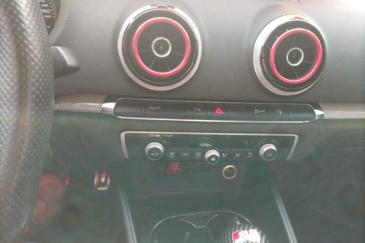 Used Audi A3 2015 Limousine 45 TFSI S line Luxury Model