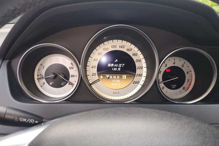 Used Mercedes-Benz C-Class 2011 C 200 CGI Fashion Model