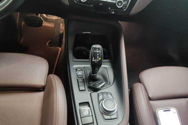 Used BMW X1 2021 Restyled sDrive25Li Leading Edition Gear Lever