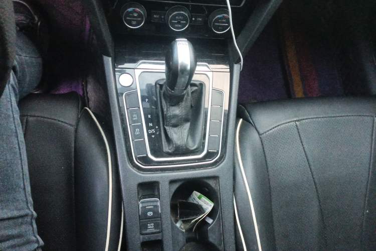 Used Volkswagen Magotan 2017 380TSI DSG Luxury Model
