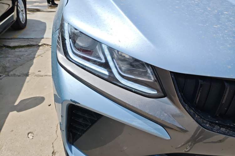 Used Geely Auto Coolray 2024 1.5T DCT Longteng Edition Right Front Headlight