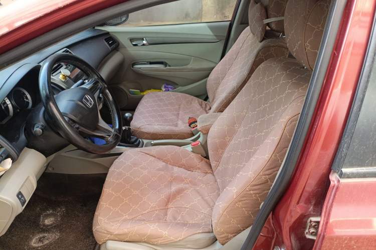 Used Honda City Classic 2012 1.5L manual Elite Edition Left Front Seat