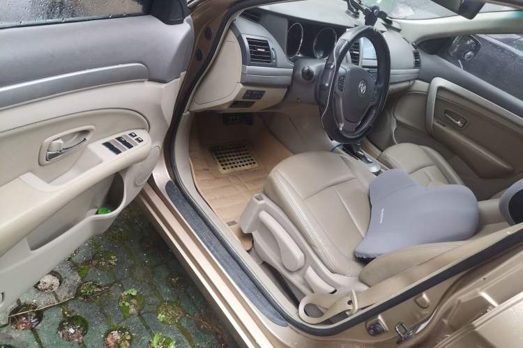 Used Dongfeng Aeolus A60 2012 2.0L CVT Luxury Version
