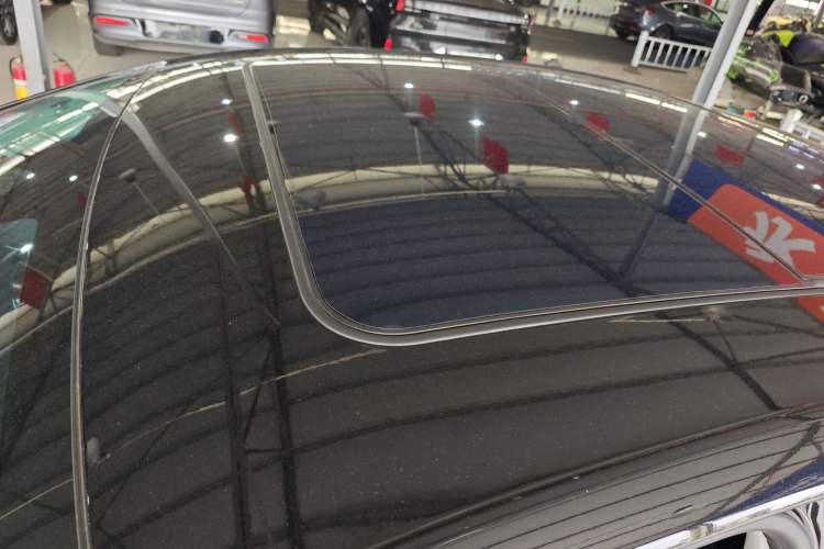 Used Buick LaCrosse 2025 28T Platinum Edition
