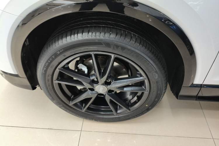 Used Audi Q2L 2021 35 TFSI Fashion Dynamic Model Left Front Wheel Hub