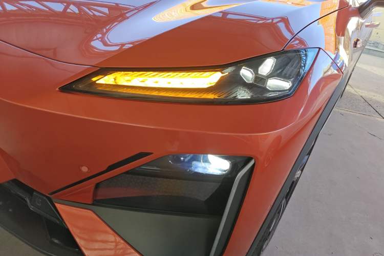 Used Deepal S07 2024 215Max Qiankun Intelligent Driving ADS SE Range-Extended Version
