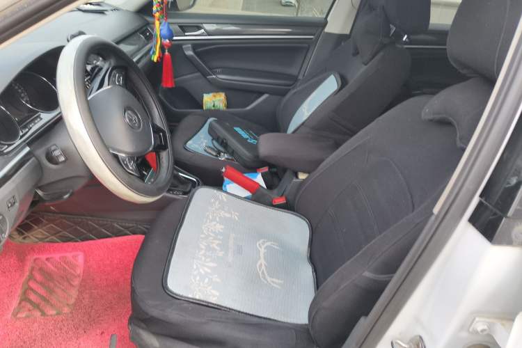 Used Volkswagen C-TREK 2017 1.6L Automatic Luxury Model