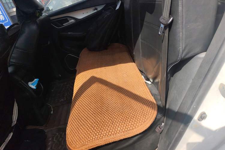 Used Baojun 560 2015 1.8L manual Comfort trim level
