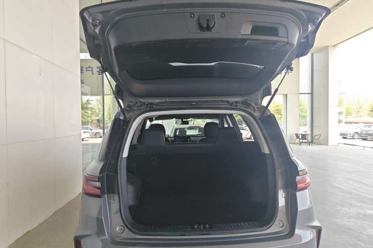 Used Geely Auto Vision X6 2021 PRO 1.4T Manual Luxury Model Trunk