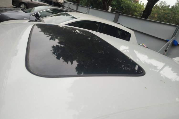 Used Honda Accord 2018 260TURBO Luxury Edition China VI Roof