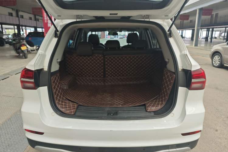 Used Roewe RX5 2020 20T Automatic 4G Connect Superior Flagship Edition Trunk