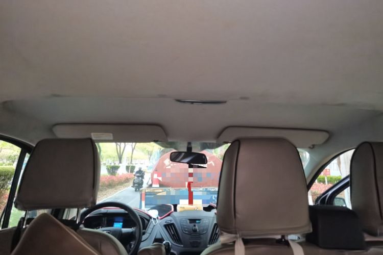 Used Ford Transit 2019 2.0T Diesel Multi-Purpose Commercial Vehicle Short Wheelbase Low Roof 6-Seater China VI Standard
