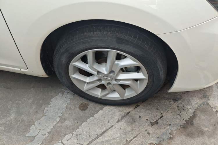 Used Nissan Tiida 2021 1.6L CVT Smart Drive Edition Right Front Wheel Hub