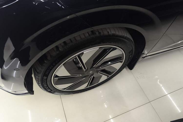 Used Dongfeng eπ eπ008 2025 210 Ultra Range-Extended Version 5 Seats