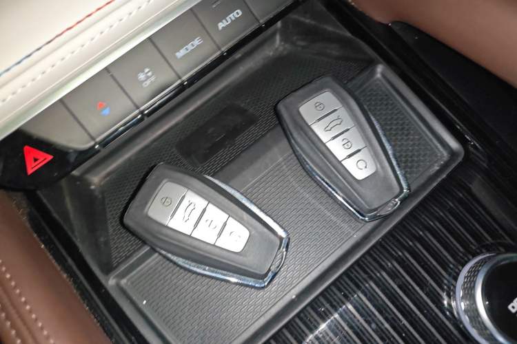 Used Geely Auto Monjaro L 2021 2.0TD High-Power Automatic All-Wheel-Drive Flagship Version
