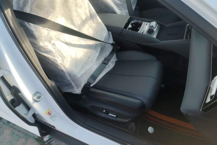 Used BYD Qin L 2024 DM-i 120KM Beyond Model