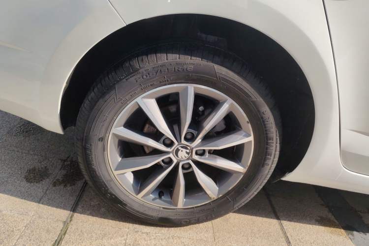 Used Skoda Octavia 2017 1.6L Automatic Chuanxing Edition