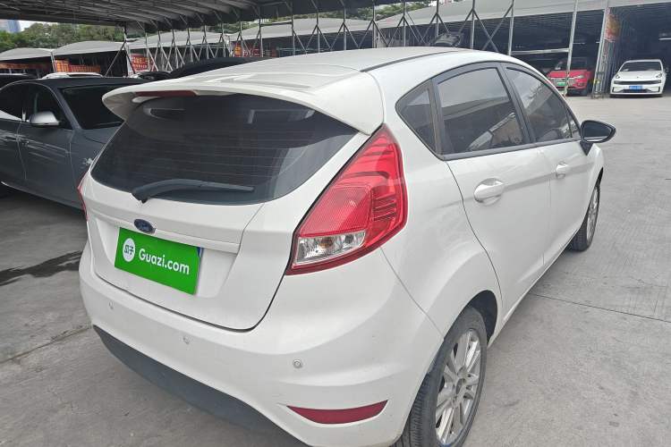 Used Ford Fiesta 2013 Hatchback 1.5L Automatic Fashion Edition
