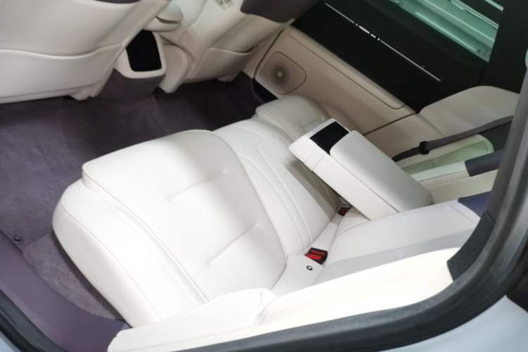 Used Avatr 12 2024 650 Three-Laser Four-Wheel Drive Performance Edition Left Rear Seat