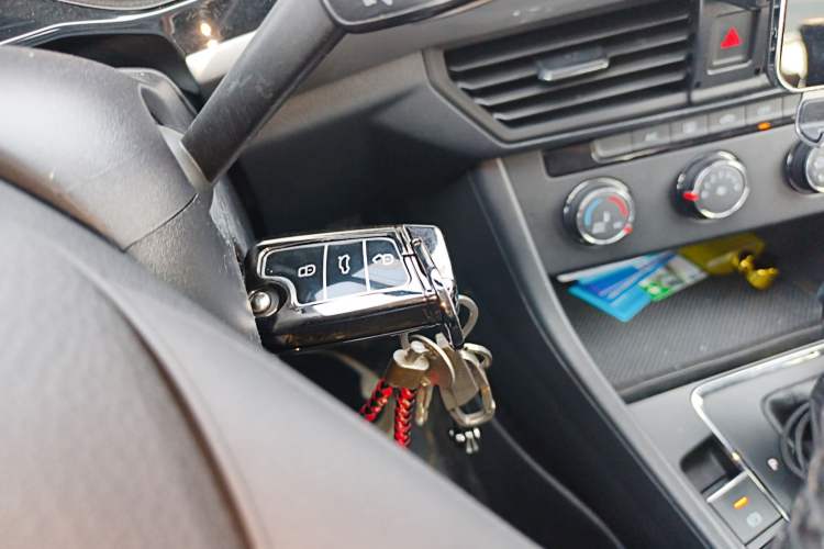 Used Volkswagen Bora 2021 1.5L Automatic Fashionable Smart Connectivity Version
